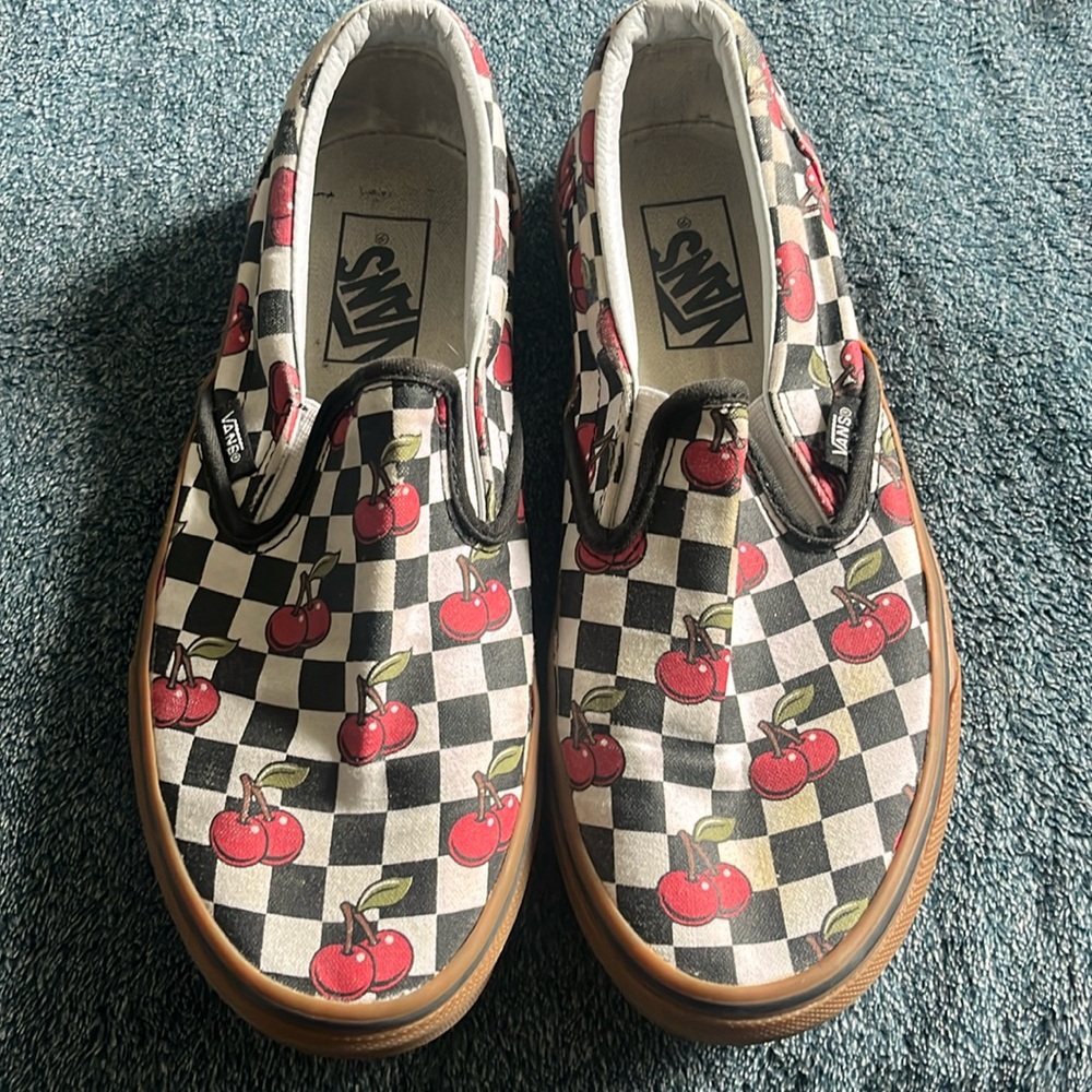 Cherry vans